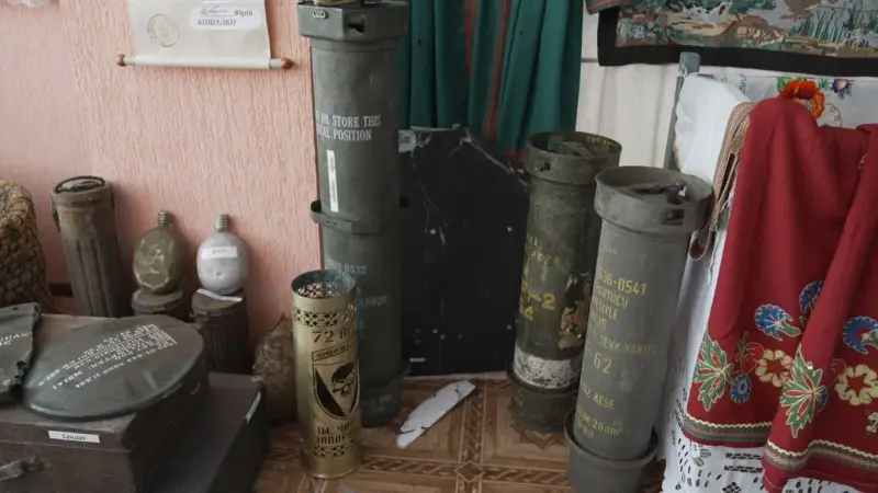 Скарби з бабусиної скрині: на Вінниччині відкрили музейну кімнату з понад 300 старожитностями