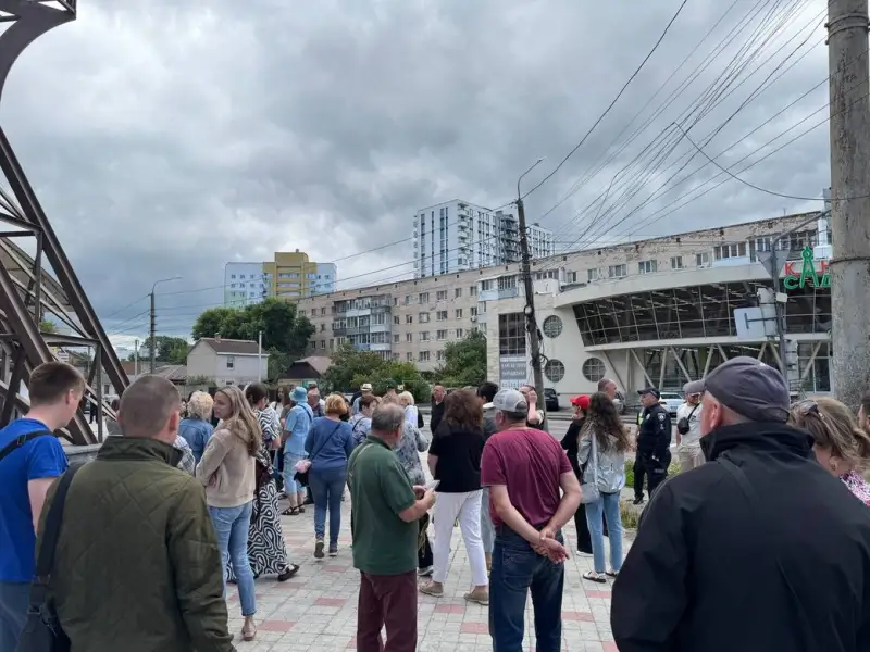 Протести замість новосілля: мешканці вінницького ЖК вимагають від забудовника виконати обіцянки