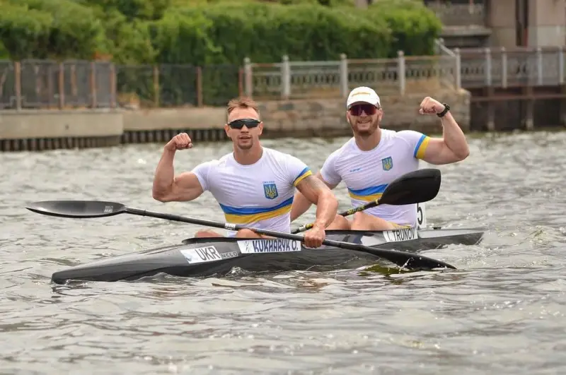 Вінницькі веслувальники вибороли 14 медалей на чемпіонаті України в Умані
